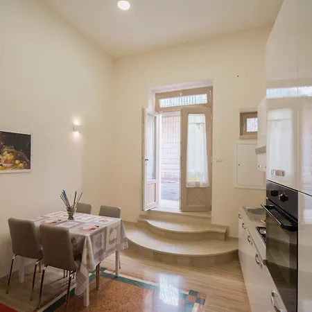 Al Vecchio Fontanile Bed & Breakfast