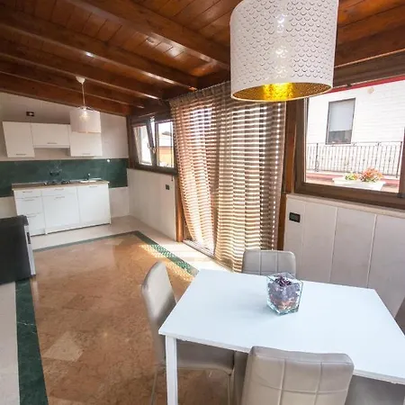 Al Vecchio Fontanile Bed & Breakfast 3*